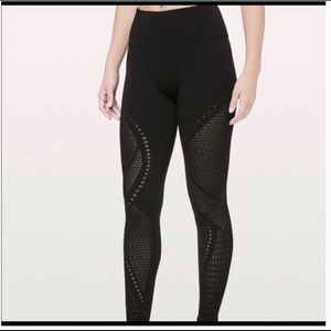 Lululemon reveal right mindful motion 28” Black
